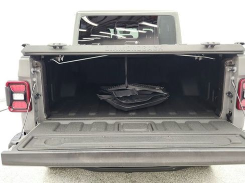 Used 2022 Jeep Gladiator Rubicon w/ LED Lighting Group image 23