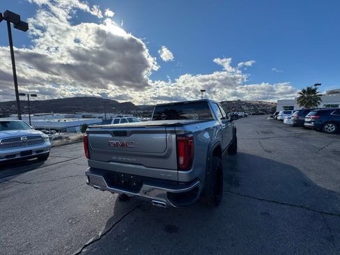 Used 2023 GMC Sierra 1500 SLT w/ X31 Off-Road Package image 5