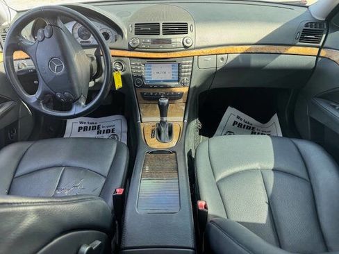 Used 2008 Mercedes-Benz E 350 Sedan image 18