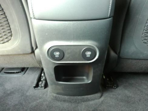 Used 2025 Hyundai Ioniq 5 SE RWD image 28