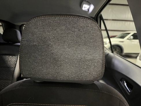 Used 2022 Chevrolet Equinox LT image 13
