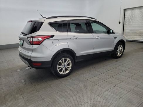 Used 2017 Ford Escape SE w/ Equipment Group 201A image 10