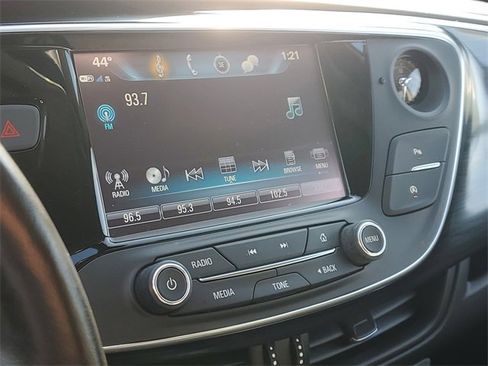Used 2020 Buick Envision Essence image 15