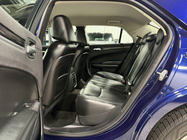 Used 2017 Chrysler 300 Limited w/ Driver Convenience Group AWD/4WD image 9