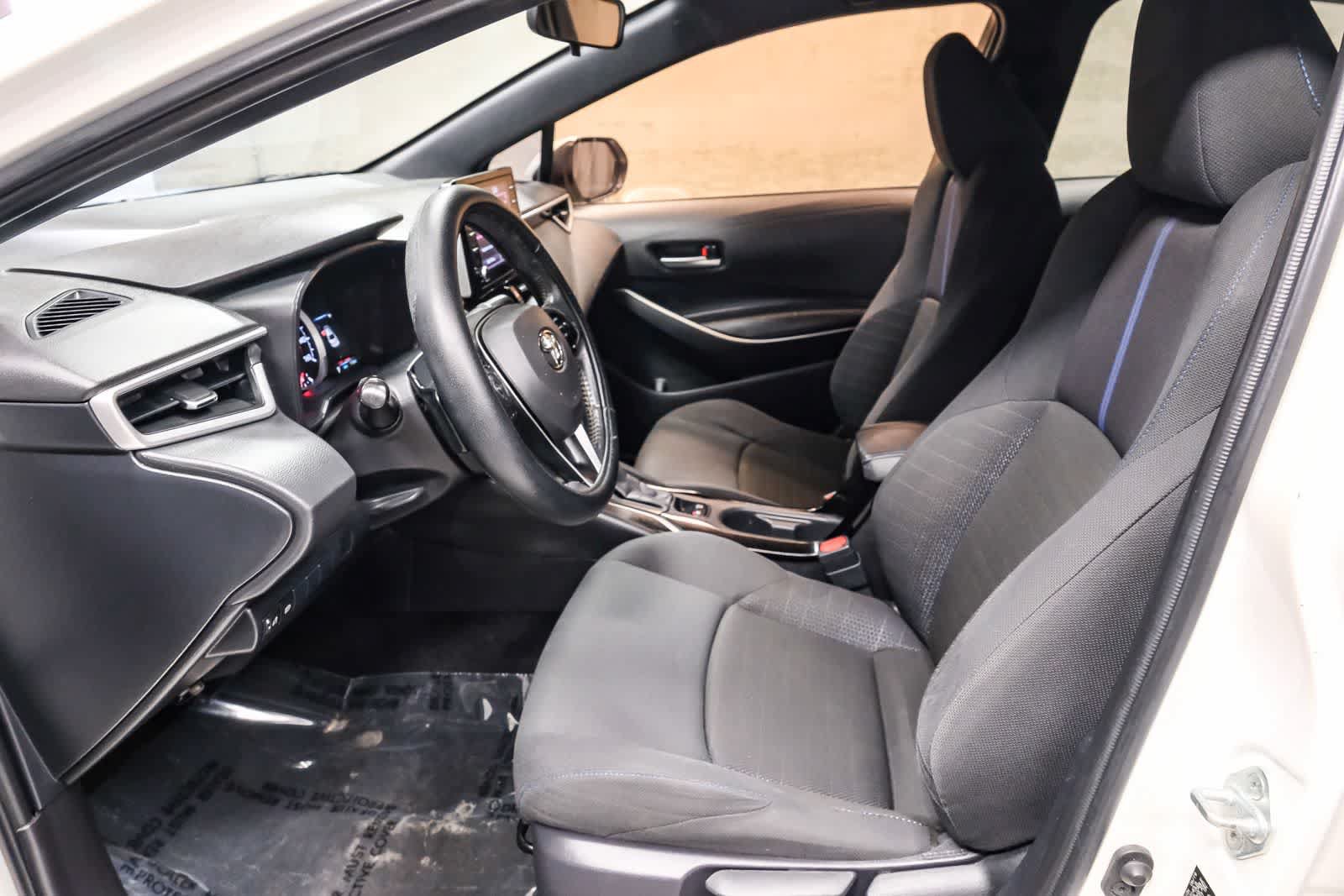 Used 2020 Toyota Corolla SE w/ Carpet Mat Package (TMS) FWD image 24