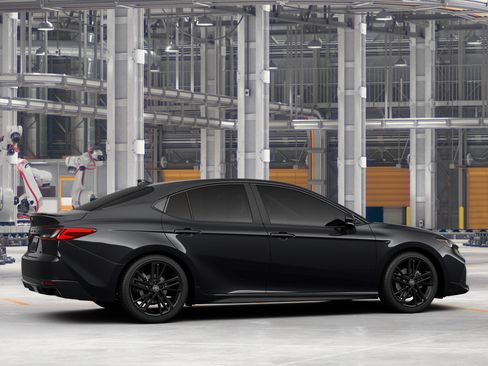 New 2026 Toyota Camry Hybrid w/ Multimedia Upgrade Package FWD image 13
