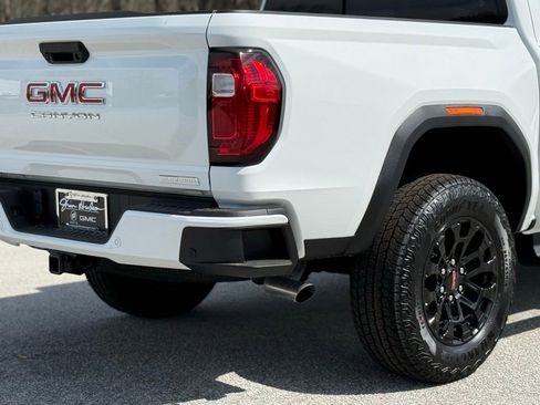 New 2026 GMC Canyon Elevation w/ Convenience Package image 16