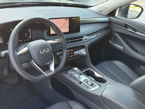Used 2025 INFINITI QX60 Luxe image 11