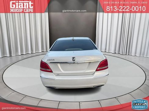 Used 2012 Hyundai Equus Signature RWD image 6