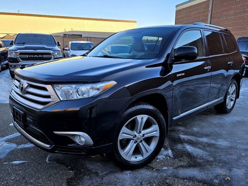 Used 2013 Toyota Highlander Limited image 2