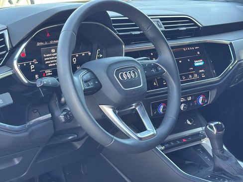Used 2025 Audi Q3 2.0T Premium Plus image 10
