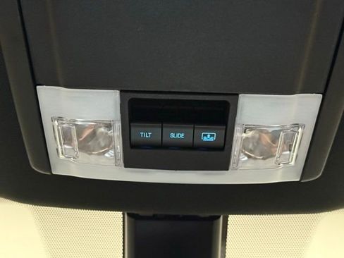 Certified 2017 Ford Explorer Platinum image 35