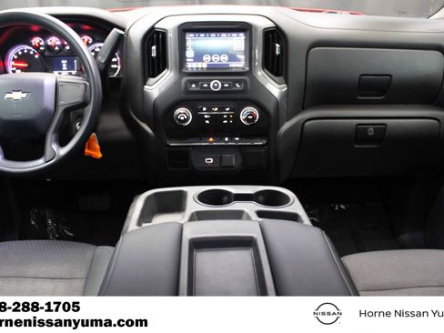 Used 2019 Chevrolet Silverado 1500 Custom w/ Infotainment Package RWD image 12