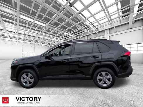 Used 2024 Toyota RAV4 XLE FWD image 5