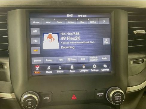 Used 2020 RAM 1500 Big Horn AWD/4WD image 14