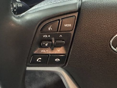 Used 2021 Hyundai Tucson Sport AWD/4WD image 6