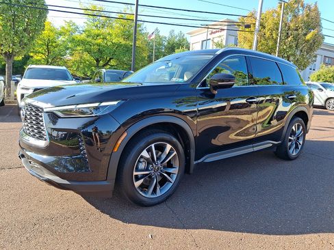Certified 2023 INFINITI QX60 Luxe AWD/4WD image 3
