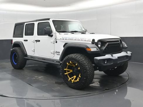 Used 2019 Jeep Wrangler Unlimited Sport S AWD/4WD image 1