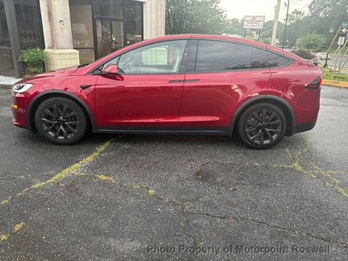 Used 2024 Tesla Model X AWD/4WD image 11