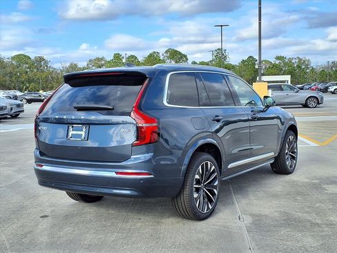 New 2026 Volvo XC90 B6 Plus image 7