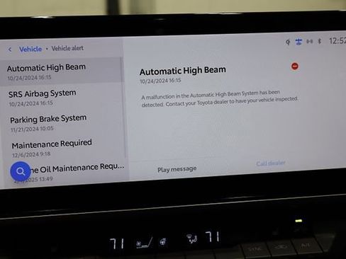 Used 2025 Toyota Camry XLE image 32