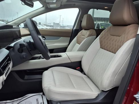 Used 2025 Nissan Murano Platinum w/ Cargo Package image 11