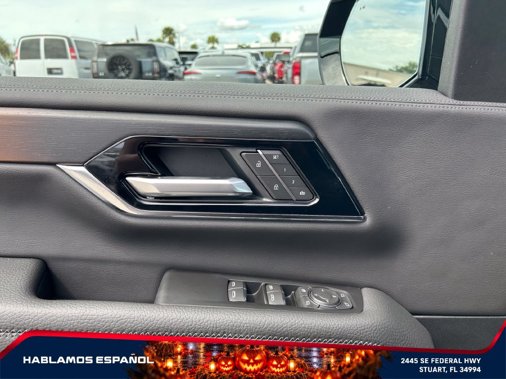 New 2026 GMC Yukon Denali w/ Denali Reserve Package AWD/4WD image 23