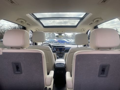 Certified 2024 Cadillac XT6 Premium Luxury w/ LPO, Floor Liner Package image 5