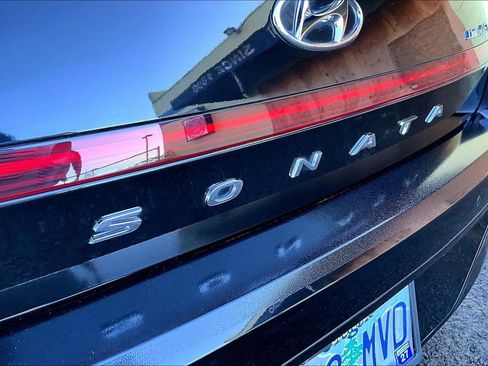 Used 2022 Hyundai Sonata Limited w/ Cargo Package FWD image 34