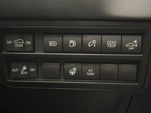 New 2026 Toyota Sequoia Platinum AWD/4WD image 30
