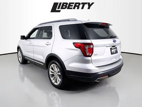 Certified 2018 Ford Explorer XLT w/ Equipment Group 202A image 5