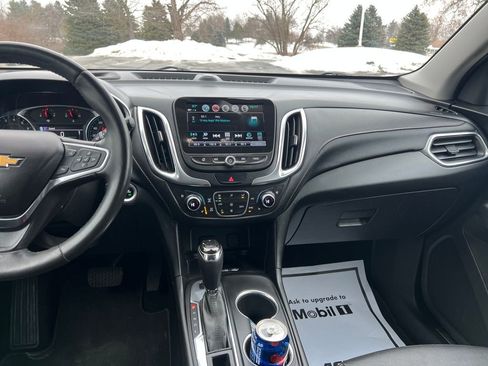 Used 2018 Chevrolet Equinox Premier image 22