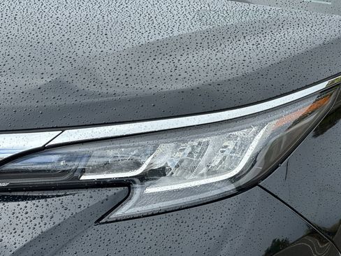 Used 2023 Toyota Sienna XLE image 52