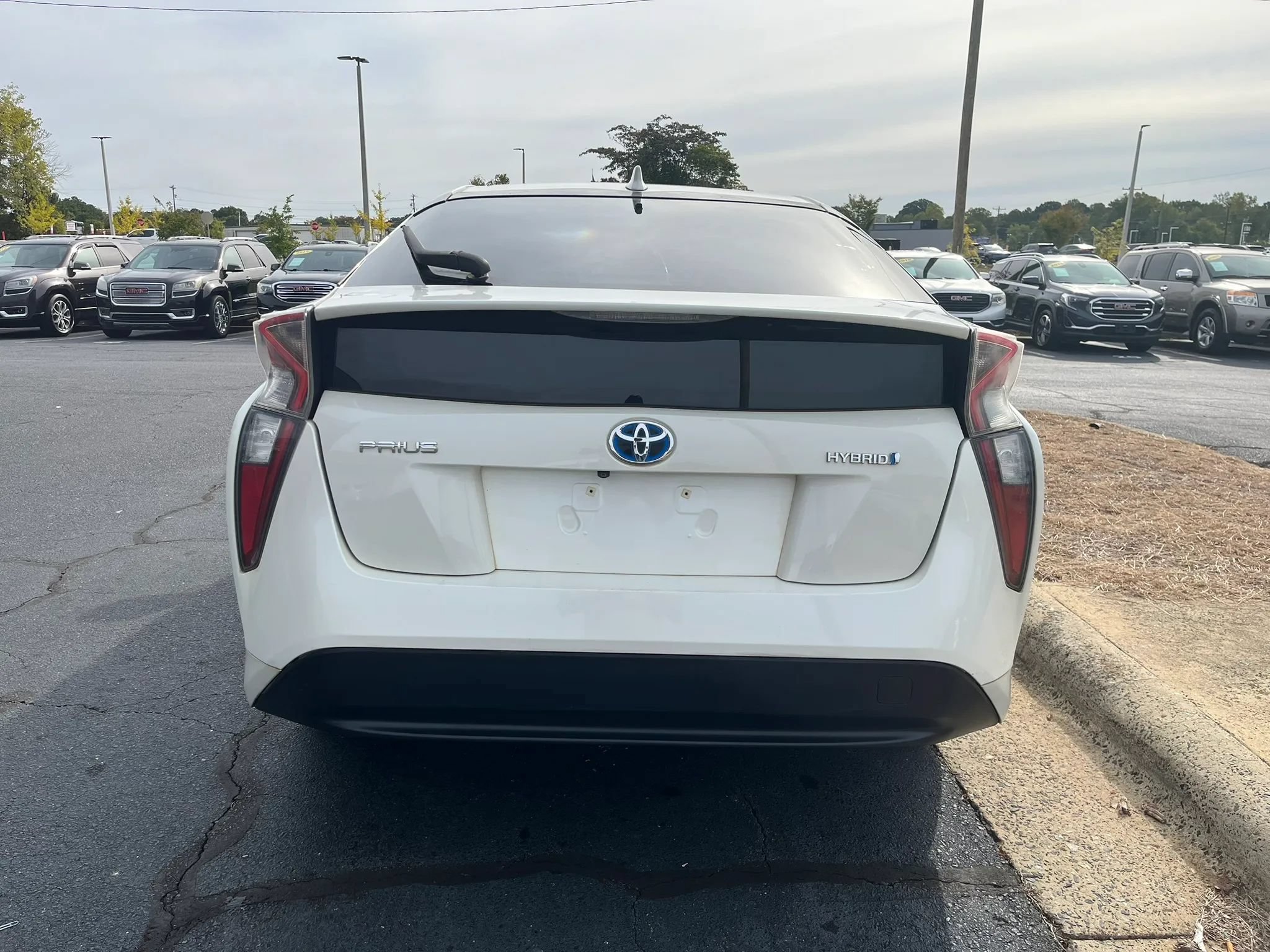 Used 2016 Toyota Prius Two FWD image 6