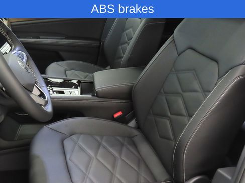 Certified 2026 Volkswagen Atlas SE FWD image 8