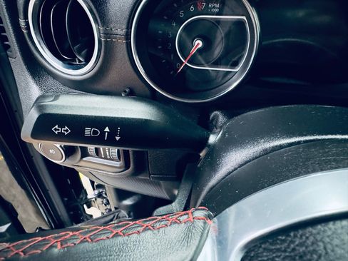 Used 2019 Jeep Wrangler Rubicon image 39