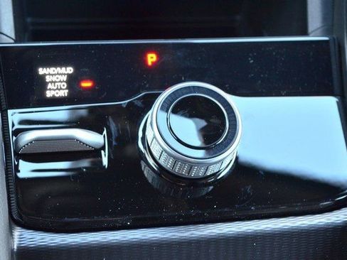 New 2025 Jeep Grand Cherokee Limited image 23