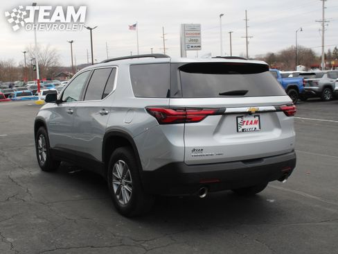 Used 2022 Chevrolet Traverse LT w/ LPO, Floor Liner Package image 6