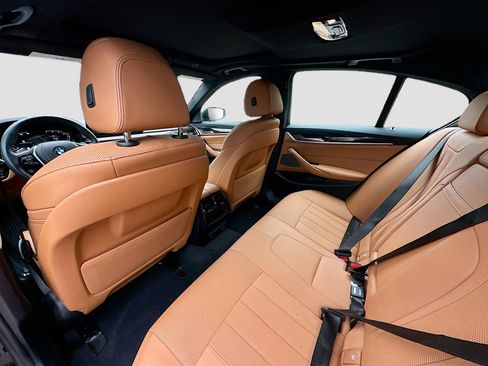 Certified 2023 BMW 530i xDrive 530i xDrive w/ Premium Package image 27