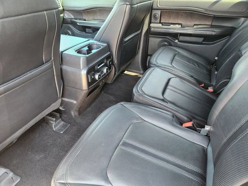 Used 2019 Ford Expedition Limited AWD/4WD image 9