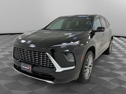 Certified 2025 Buick Enclave Avenir w/ Super Cruise Package image 7