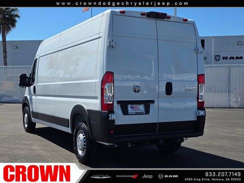 Used 2026 RAM ProMaster 2500 w/ Convenience Group FWD image 5