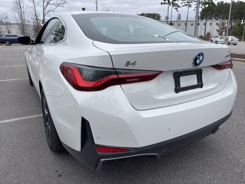 Used 2023 BMW i4 eDrive35 w/ Premium Package image 7