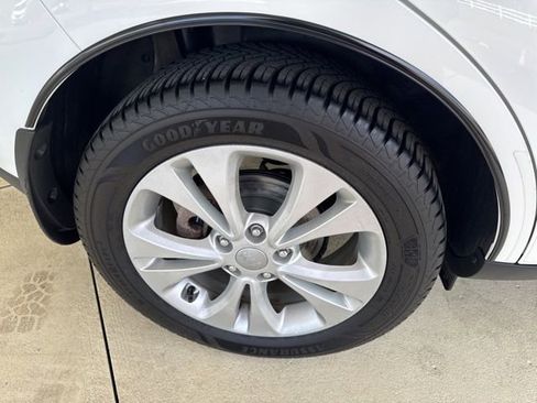 Used 2015 Kia Soul + FWD image 32