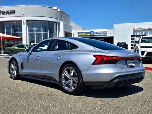 Used 2022 Audi e-tron GT Premium Plus AWD/4WD image 6