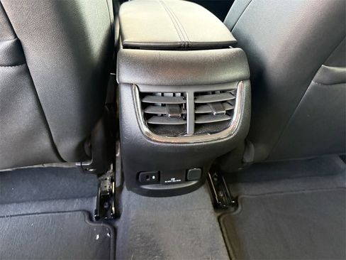 Used 2023 Chevrolet Malibu LT image 25