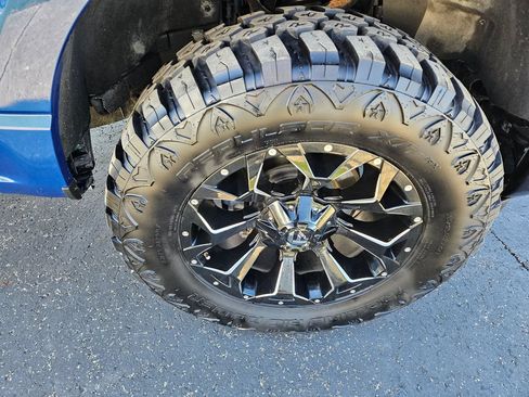 Used 2023 Ford F150 XLT AWD/4WD image 12
