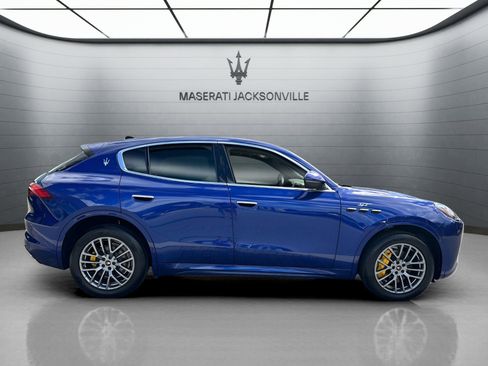 New 2024 Maserati Grecale GT image 5