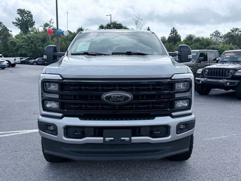 Used 2024 Ford F250 Lariat w/ Black Appearance Package AWD/4WD image 3