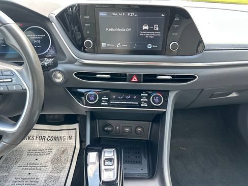 Used 2021 Hyundai Sonata SEL w/ Convenience Package FWD image 18